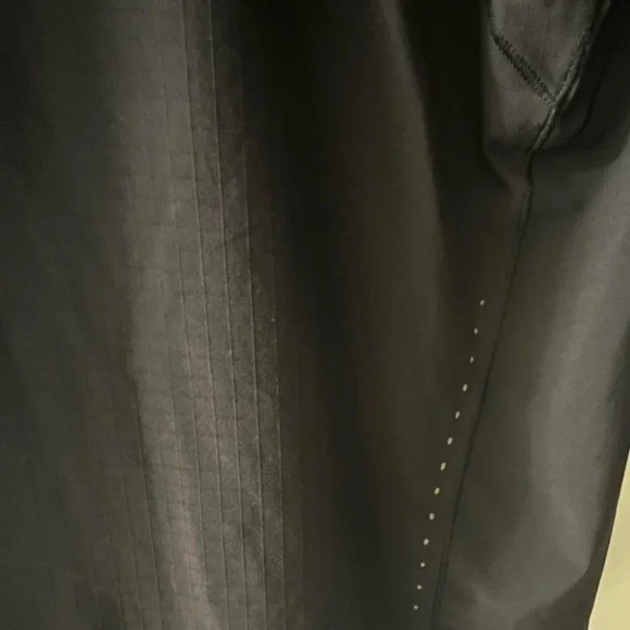 lululemon athletica Black Short Sleeve Tee - Picture 6 of 7